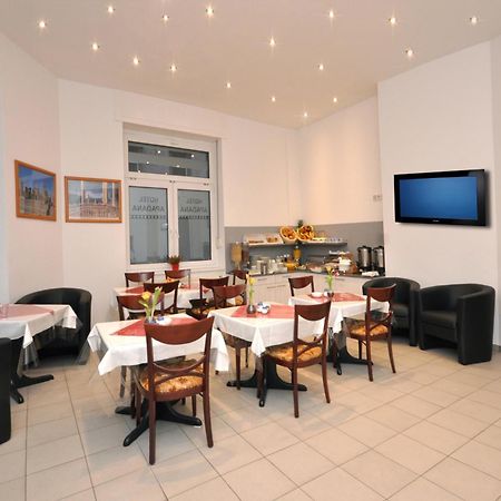 Hotel Apadana Frankfurt Frankfurt nad Menem Zewnętrze zdjęcie