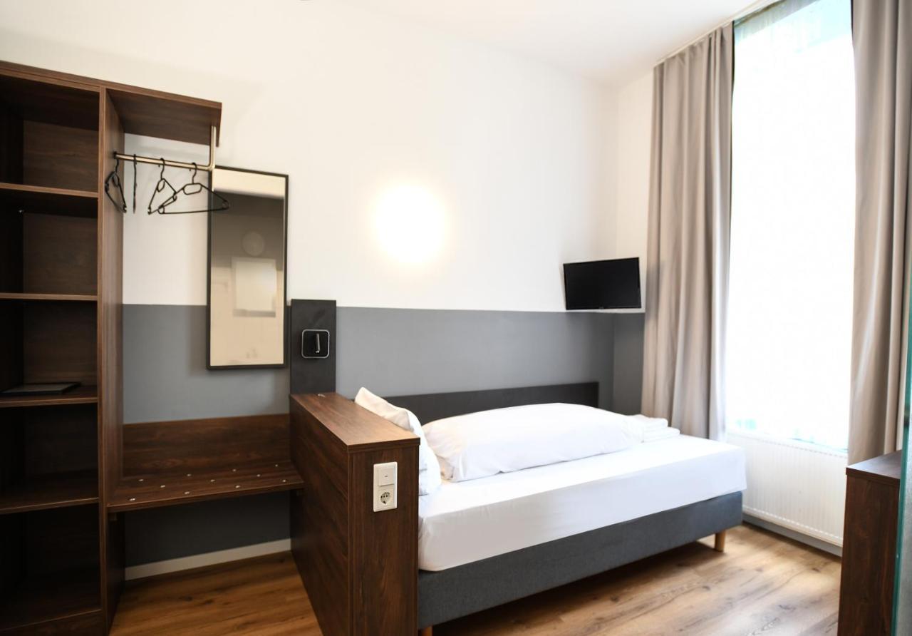 Hotel Apadana Frankfurt Frankfurt nad Menem Zewnętrze zdjęcie