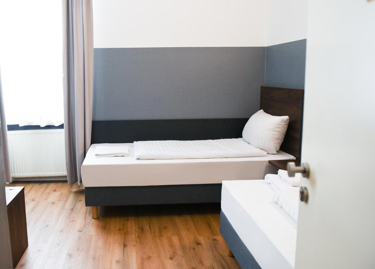 Hotel Apadana Frankfurt Frankfurt nad Menem Zewnętrze zdjęcie
