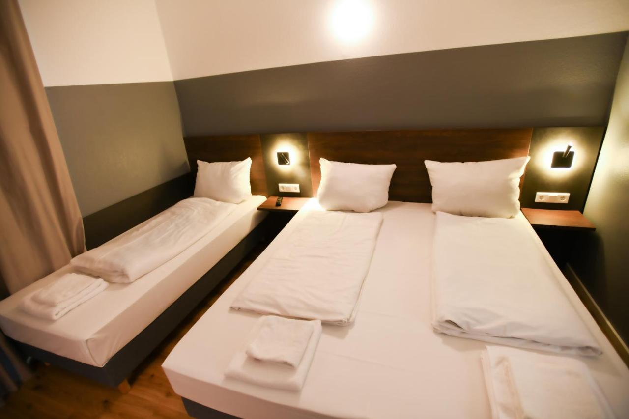 Hotel Apadana Frankfurt Frankfurt nad Menem Zewnętrze zdjęcie