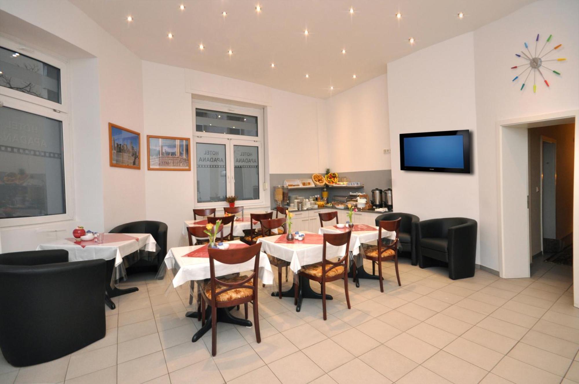 Hotel Apadana Frankfurt Frankfurt nad Menem Zewnętrze zdjęcie