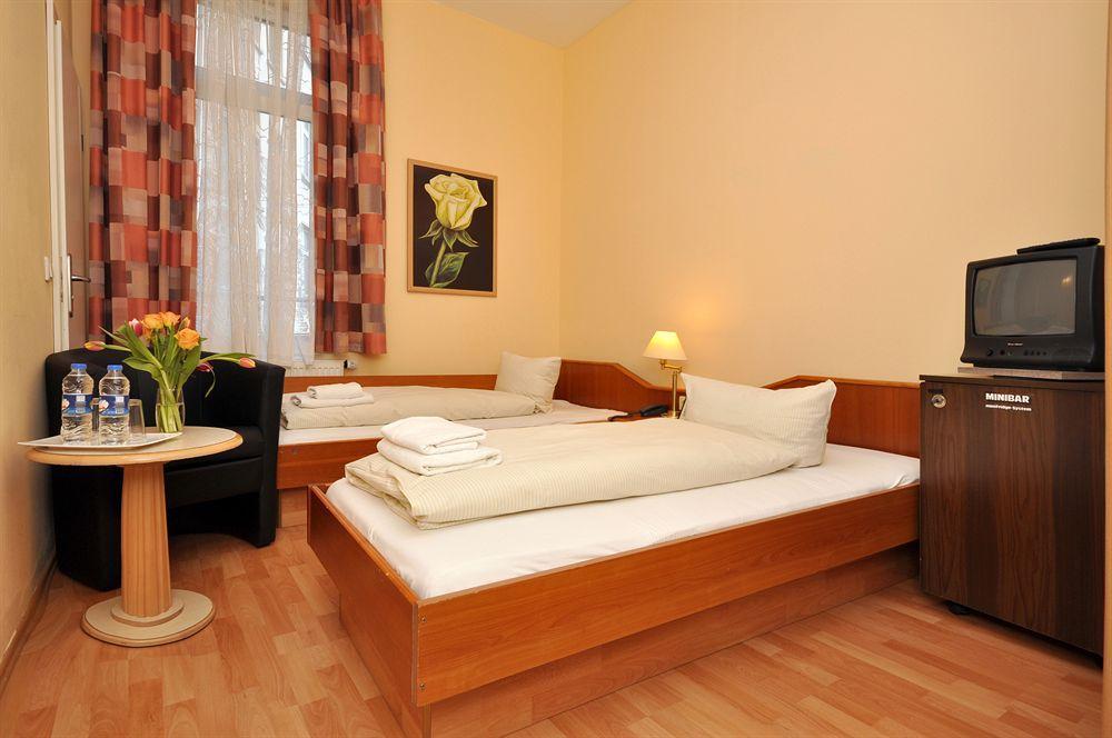 Hotel Apadana Frankfurt Frankfurt nad Menem Zewnętrze zdjęcie